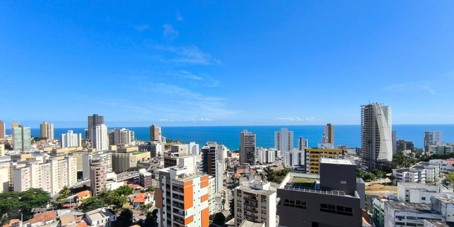 Lindo Apt Vista Mar Completo Com Piscina No Rooftop Do Edf, Proximo Ao Porto Da Barra Salvador da Bahia Exterior foto